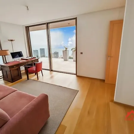 Vista Palace, Bnbrickeys * Roquebrune-Cap-Martin