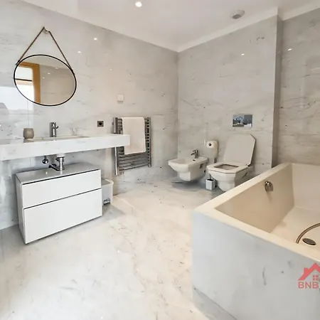 Vista Palace, Bnbrickeys * Roquebrune-Cap-Martin
